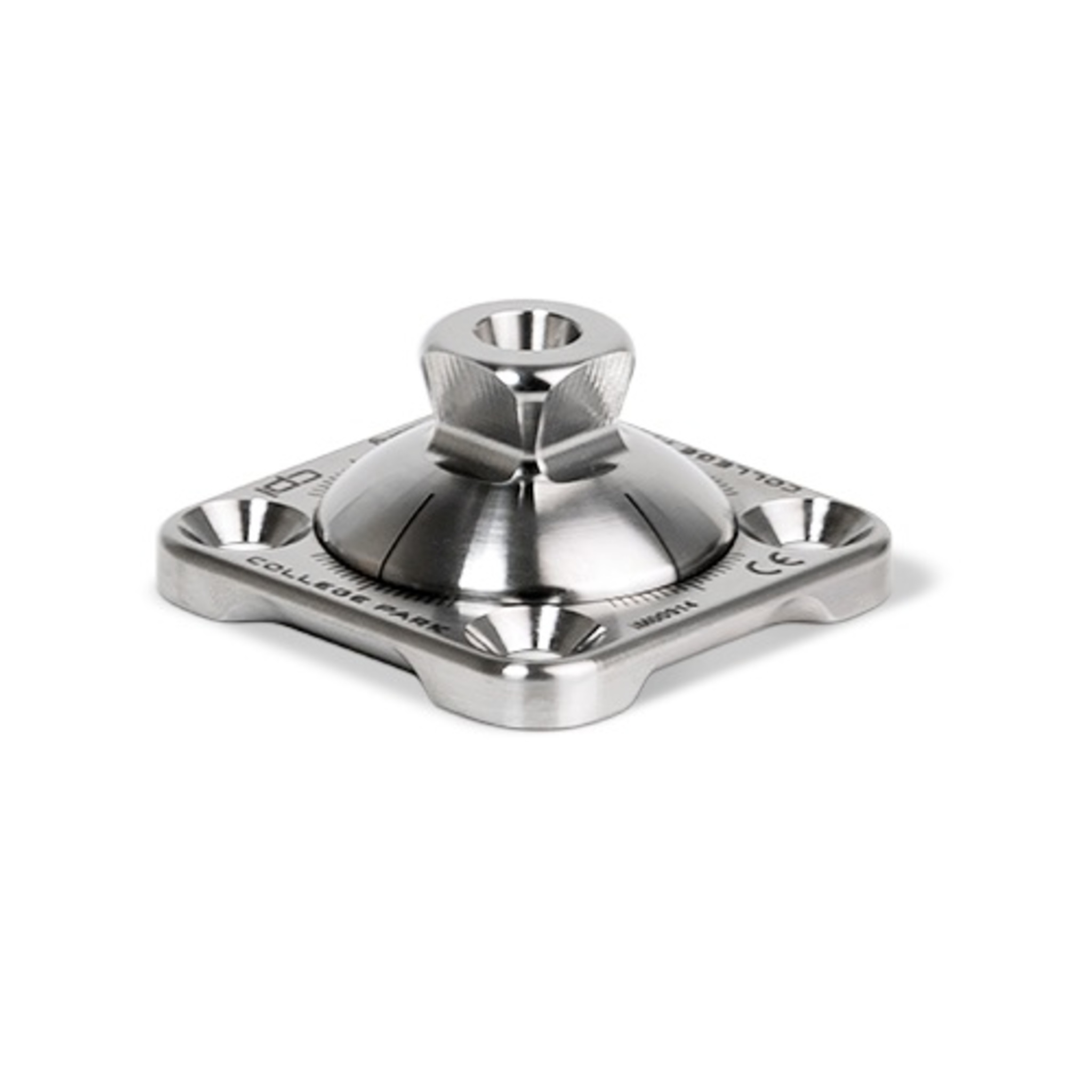 Adaptateur pyramidal rotatif à 4 trous – titane